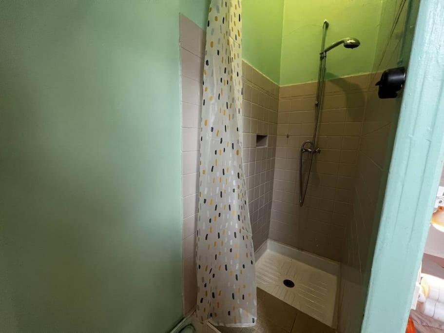 라루브불 Le Nid Douillet Rustique Linge Fourni 아파트 외부 사진